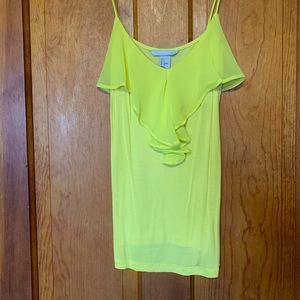 Super stylish & sexy H&M yellow top! Worn twice!
